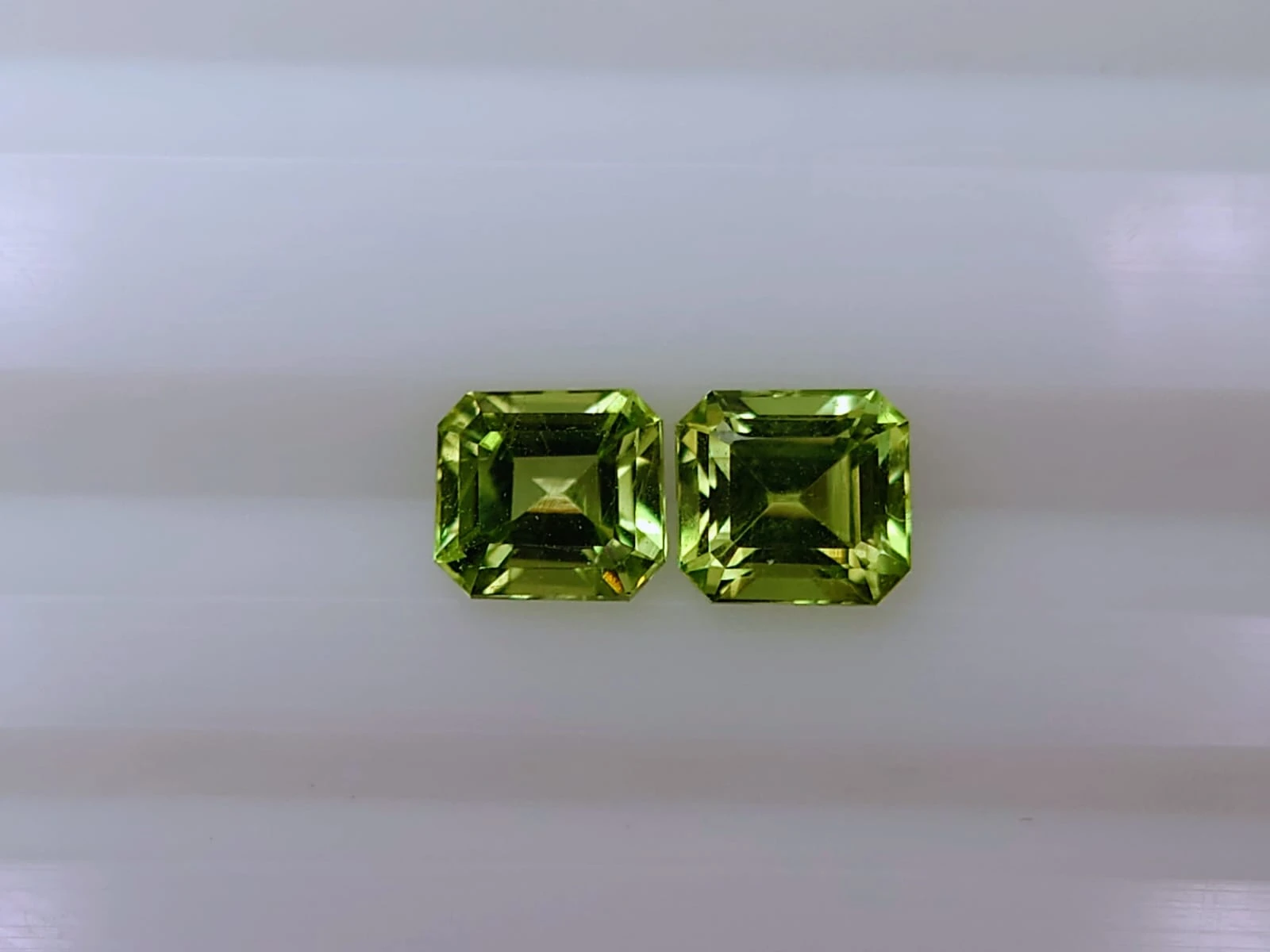 1.6ct Peridot Pair Natural From Pakistan — view 4